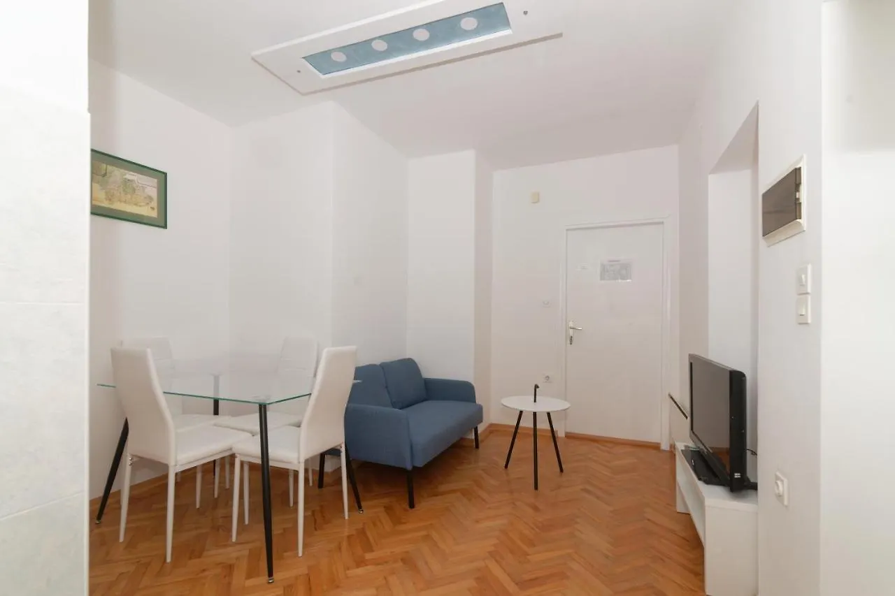 Apartments Jasna 2 Novigrad